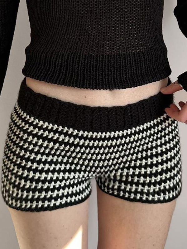 Contrast Striped Low-Rise Knit Shorts