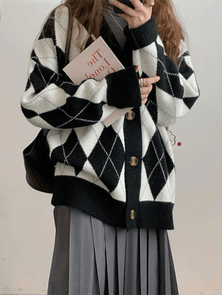 V Neck Argyle Pattern Knit Cardigan - AnotherChill